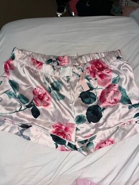 🆕 Victoria's Secret Floral Satin Sleep Shorts Sz XL